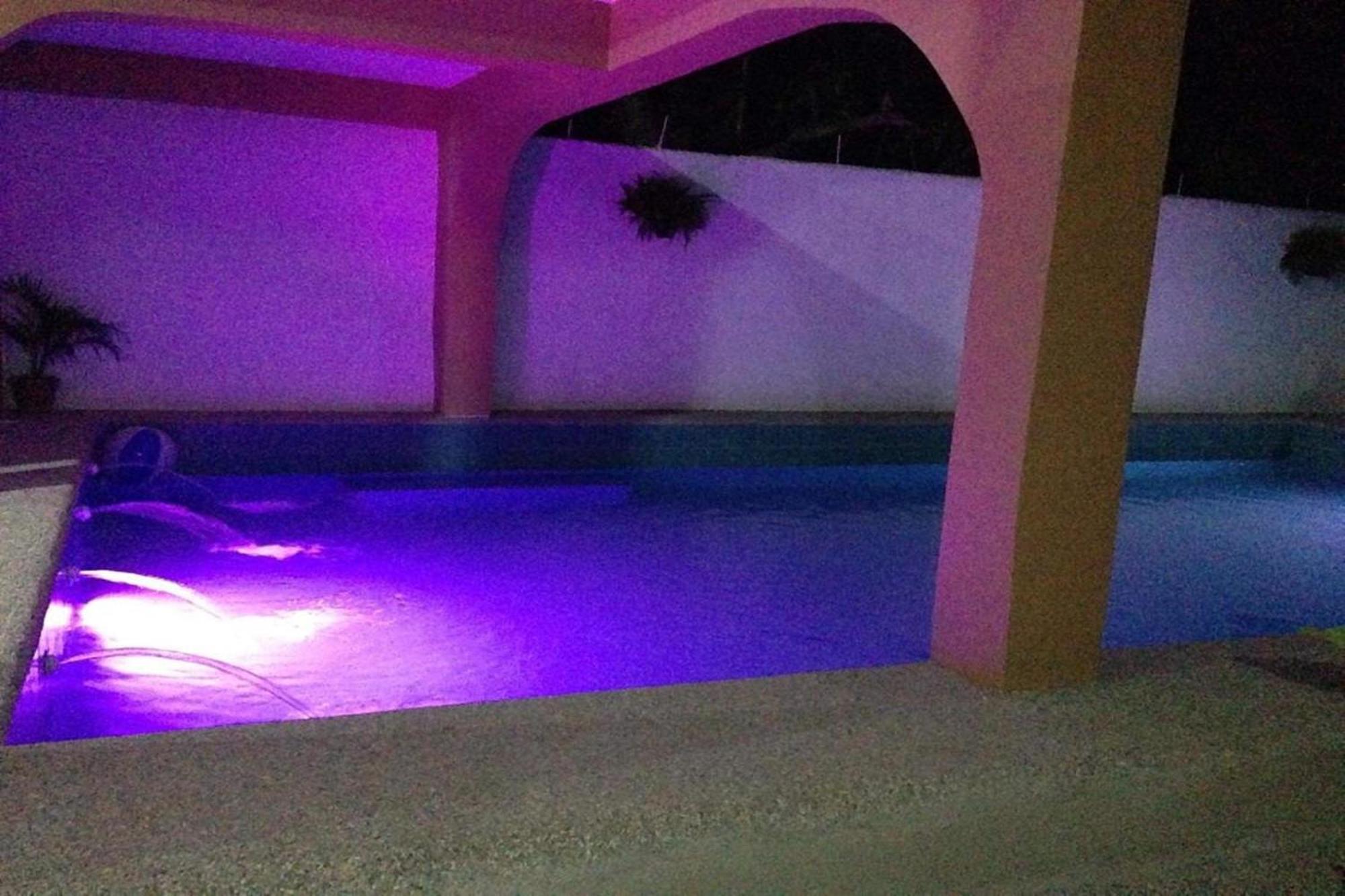 Larosa Hostel Пуэрто-Принцеса Экстерьер фото